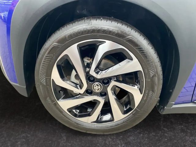 Toyota Aygo X Bi-Tone Hatchback Team D