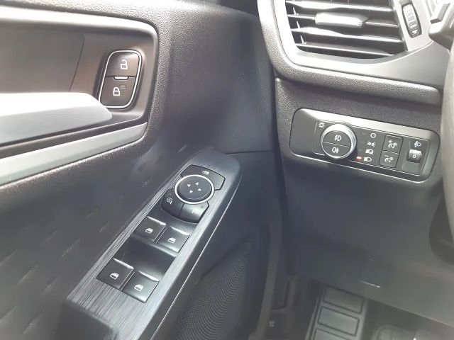 Ford Kuga Cool & Connect