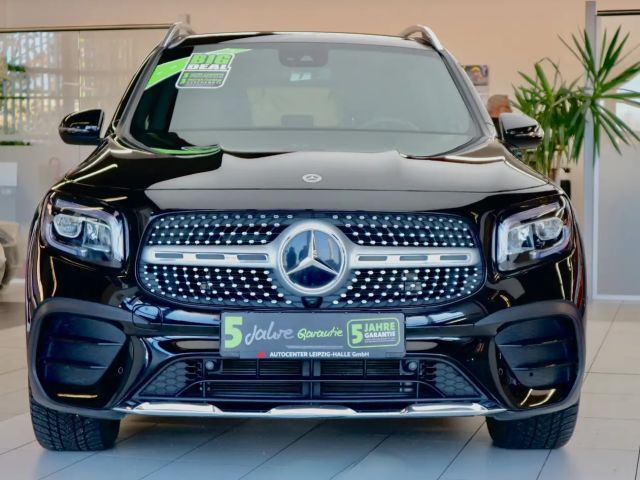 Mercedes-Benz GLB 220 AMG Line GLB 220 d
