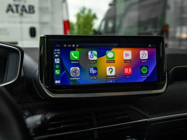 Peugeot 2008 100 PK MT6 | 360° Camera | Keyless | Dodehoekde...