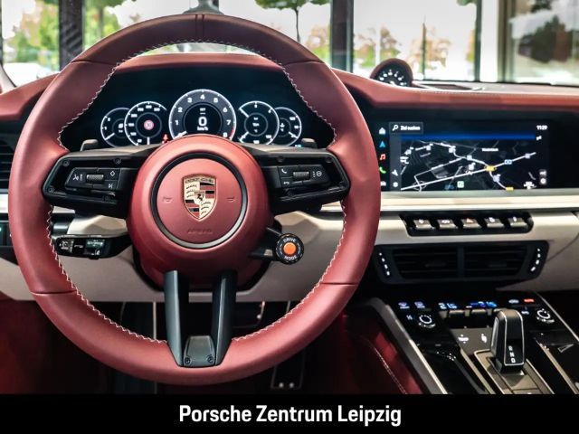 Porsche 992 4 Coupé GTS Targa