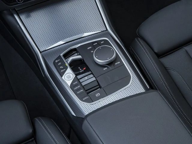 BMW 330 330i M-Sport Touring xDrive