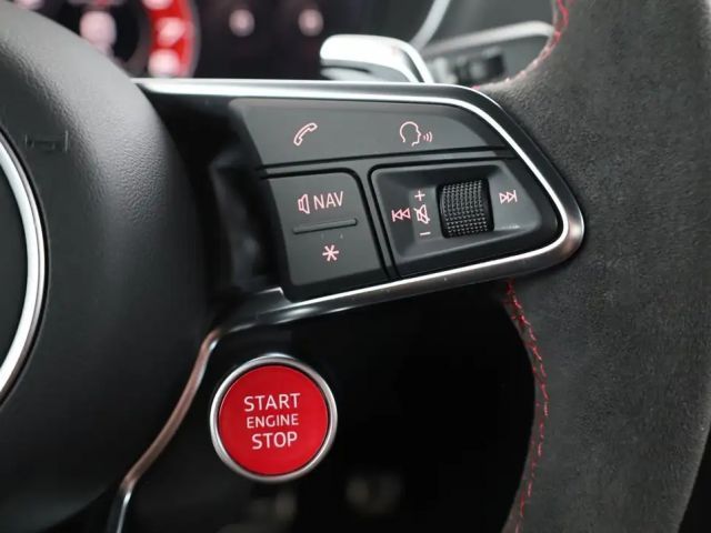 Audi RS Q3 Audi TT RS Coupé