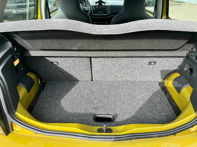 Volkswagen up! Move Move up!