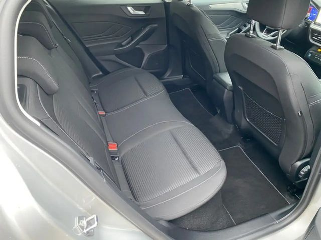 Ford Focus Titanium Wagon