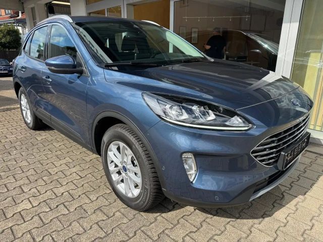 Ford Kuga 4x4 AWD Hybrid Titanium