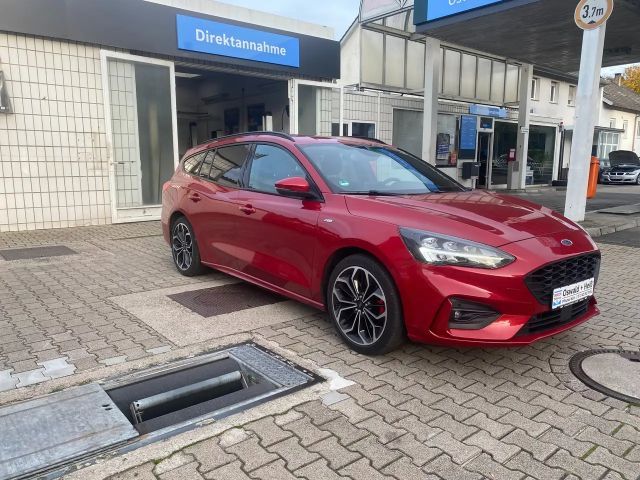 Ford Focus ST Line Wagon