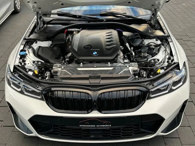 BMW 330 330d M-Sport Touring xDrive