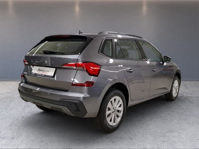 Skoda Kamiq 1,5 TSI DSG LED PDC SHZ SMART-L VORB AHK