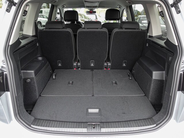 Volkswagen Touran 1.5 TSI DSG