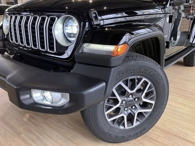 Jeep Wrangler 4x4 Sahara