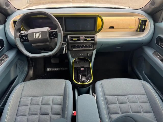 Fiat Grande Panda E La Prima