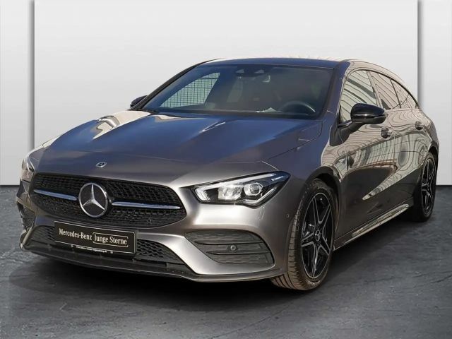 Mercedes-Benz CLA 180 AMG Line