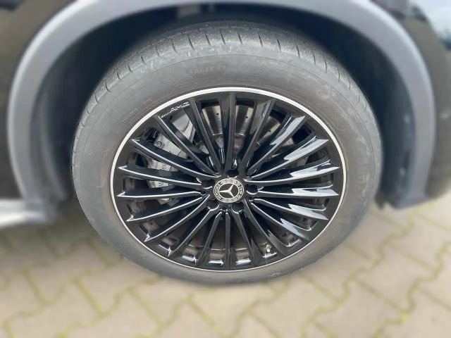 Mercedes-Benz GLC 300 4MATIC AMG Line