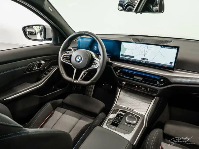 BMW 330 330i M-Sport Touring xDrive