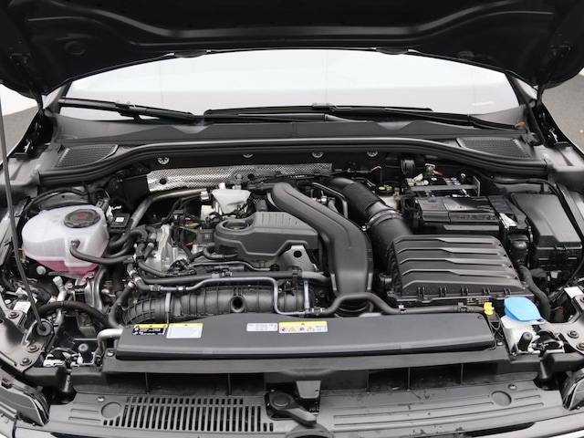 Volkswagen Golf 1.5 TSI DSG