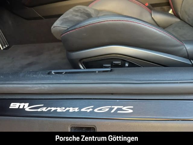 Porsche 992 4 Cabrio Carrera GTS
