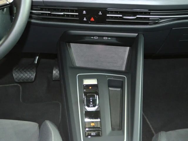 Volkswagen Golf DSG Golf VIII Style