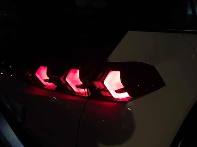 Peugeot 2008 Active Pack BlueHDi