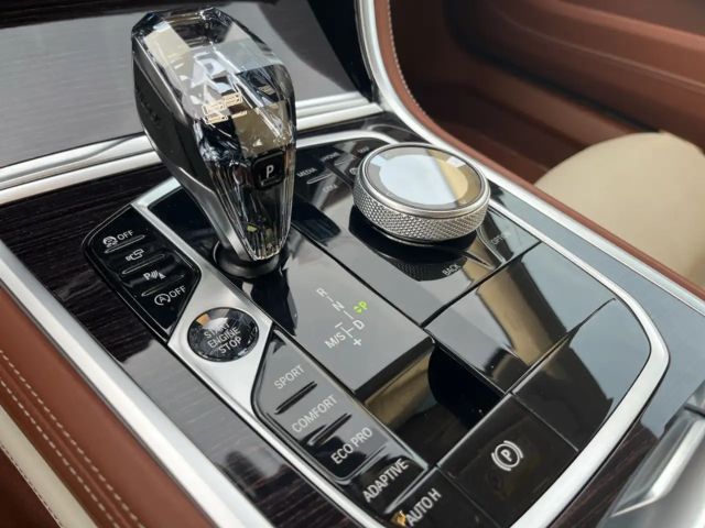 BMW M850 Coupé Gran Coupé Sedan xDrive