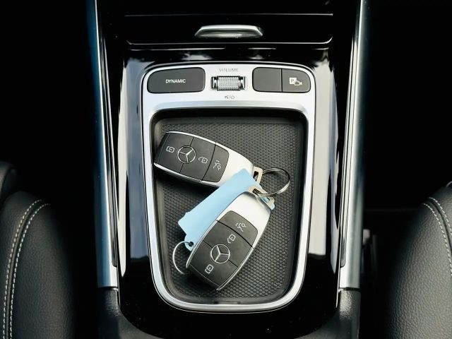 Mercedes-Benz GLA 220 4MATIC GLA 220 d