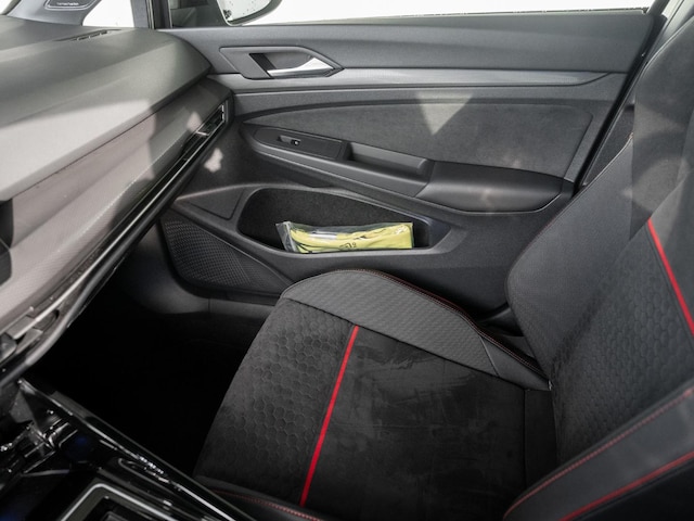 Volkswagen Golf 2.0 TSI Golf VIII