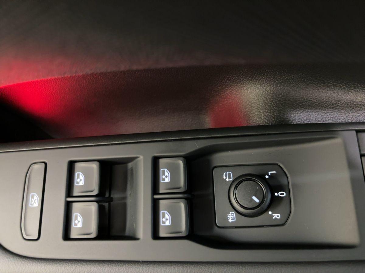 Volkswagen T-Roc 1.5 eTSI DSG Life