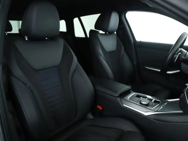 BMW 330 330e M-Sport Touring xDrive
