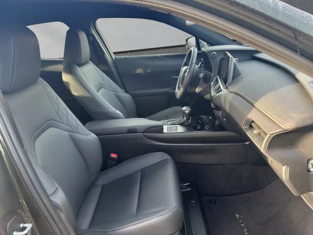 Lexus UX 250h Style Edition