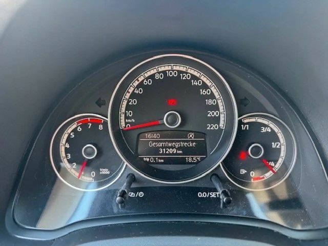 Volkswagen up! Move Move up!