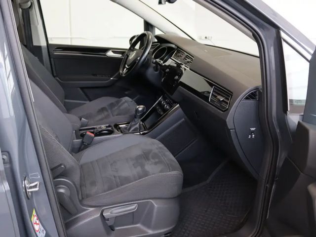 Volkswagen Touran 7-zitter DSG Highline R-Line