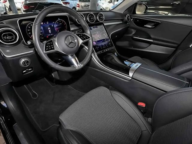 Mercedes-Benz C 180 Sedan