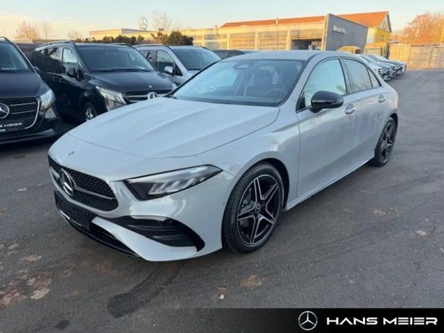 Mercedes-Benz A 200 AMG Line