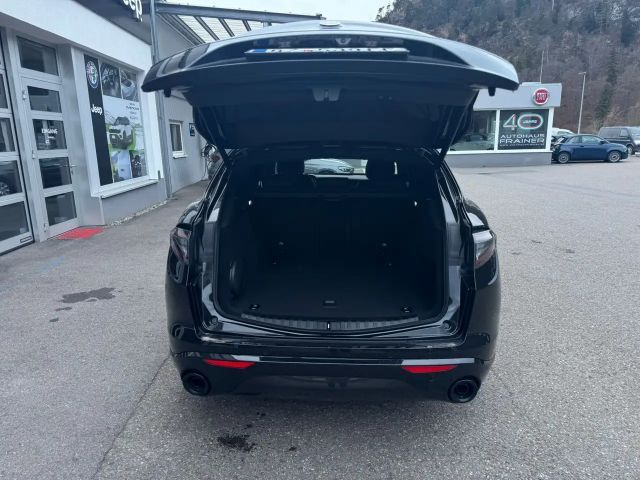 Alfa Romeo Stelvio Q4 Veloce