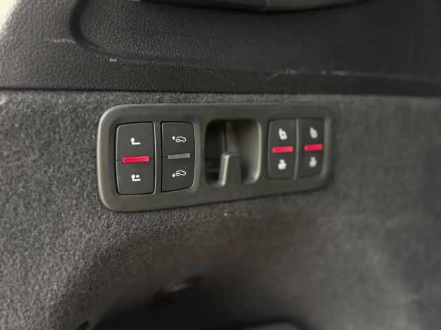 Audi Q7 50 TDI Competition S-Line