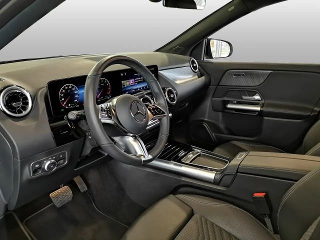 Mercedes-Benz GLA 180 Progressive