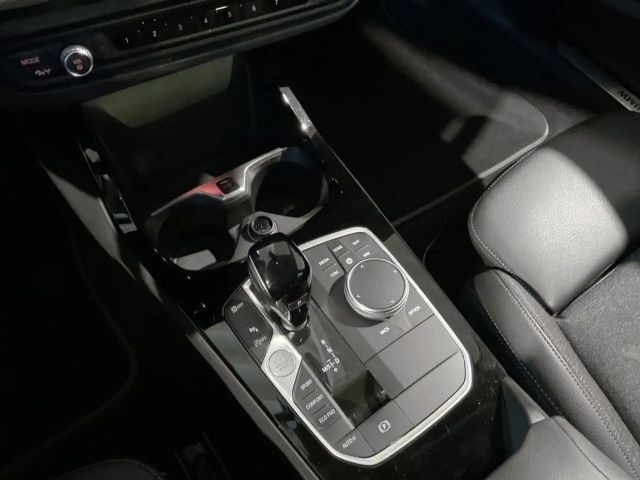 BMW 118 118d Sedan Sport Line