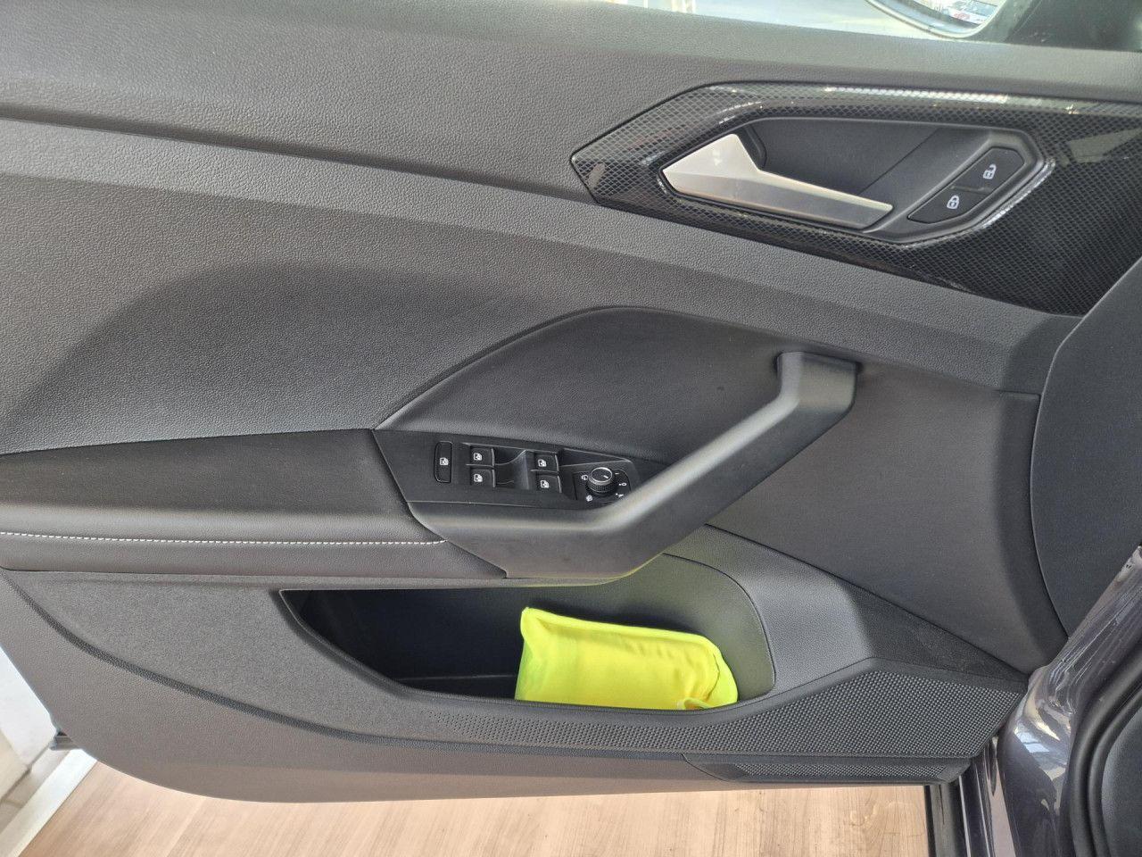 Volkswagen T-Cross TSI Goal DIGI NAVI KAMERA SITZH ISOFIX