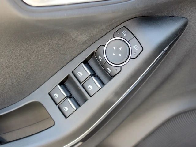 Ford Puma EcoBoost Titanium