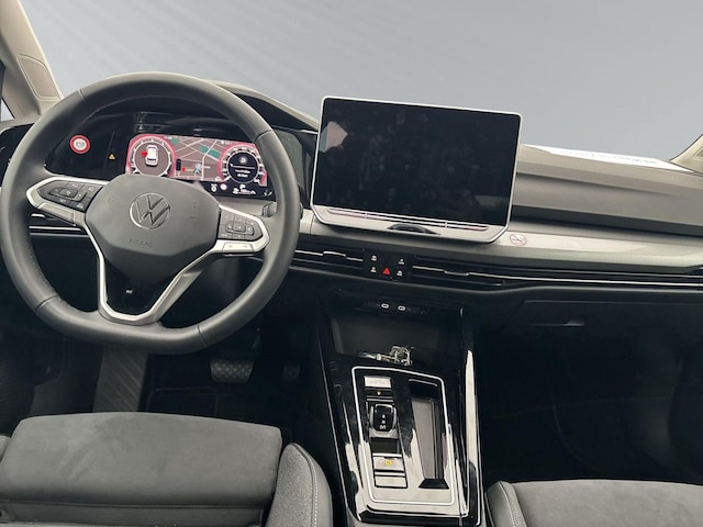 Volkswagen Golf 1.5 eTSI Golf VIII Style