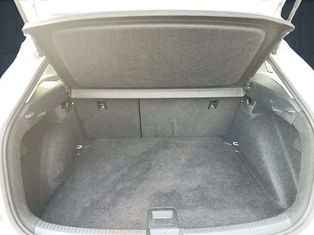 Volkswagen Taigo 1.0 TSI DSG Life