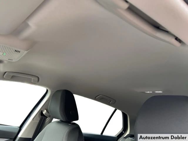 Volkswagen Golf 1.5 TSI Golf VIII Life