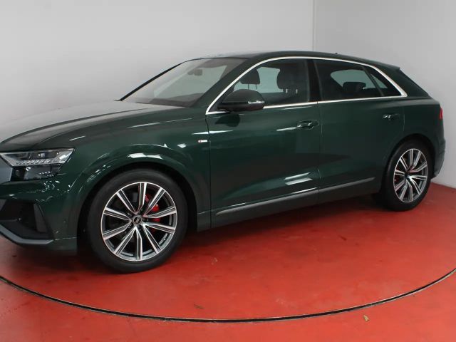 Audi Q8 55 TFSI S-Line