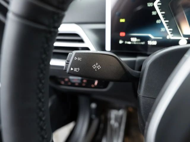 BMW 320 320d M-Sport Touring