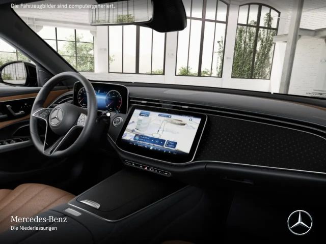 Mercedes-Benz E 220 AVANTGARDE E 220 d Sedan