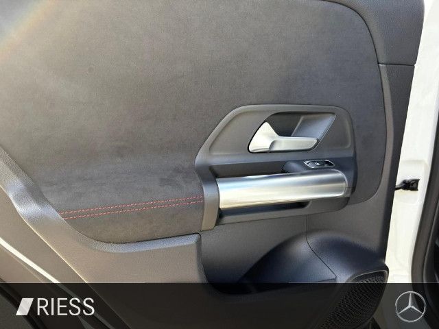 Mercedes-Benz GLA 220 4MATIC AMG Line