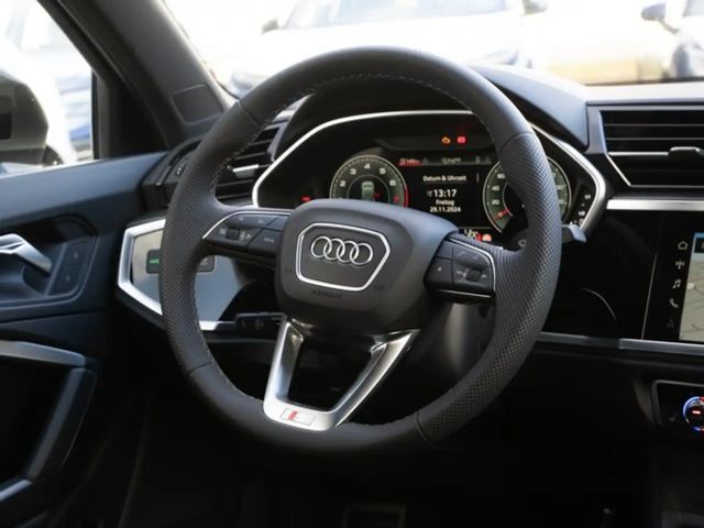 Audi Q3 35 TFSI S-Line