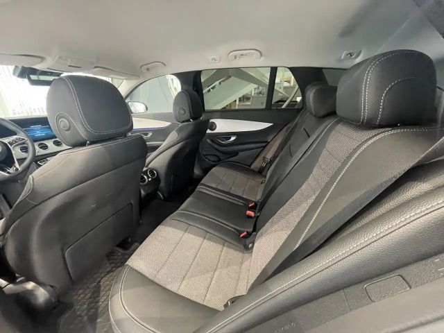 Mercedes-Benz E 220 E 220 d Estate