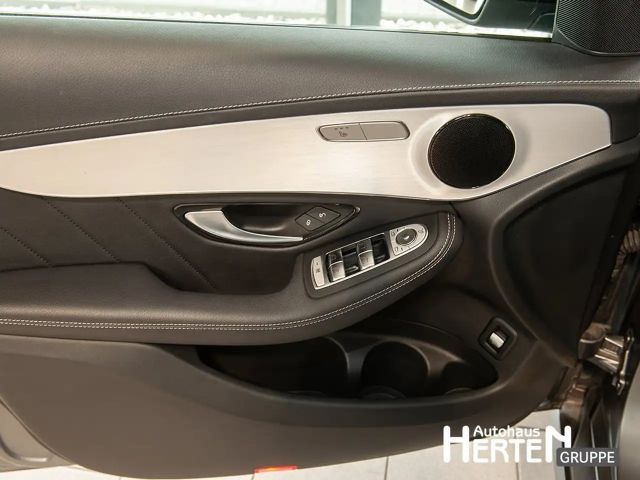 Mercedes-Benz GLC 300 AMG Line Coupé