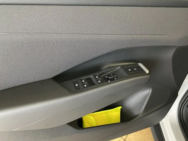 Volkswagen T-Roc 1.5 eTSI DSG Life